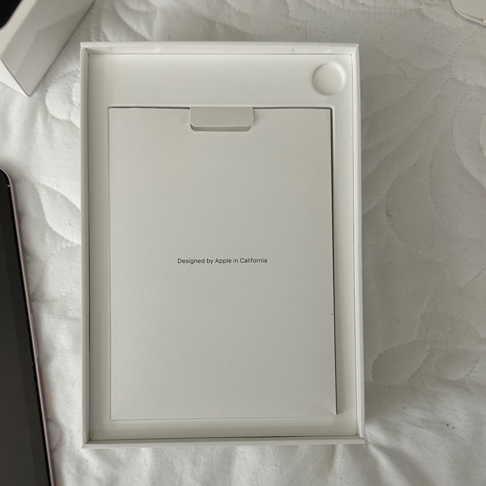 Apple iPad Mini - Pink 256GB - Picture 5 of 6